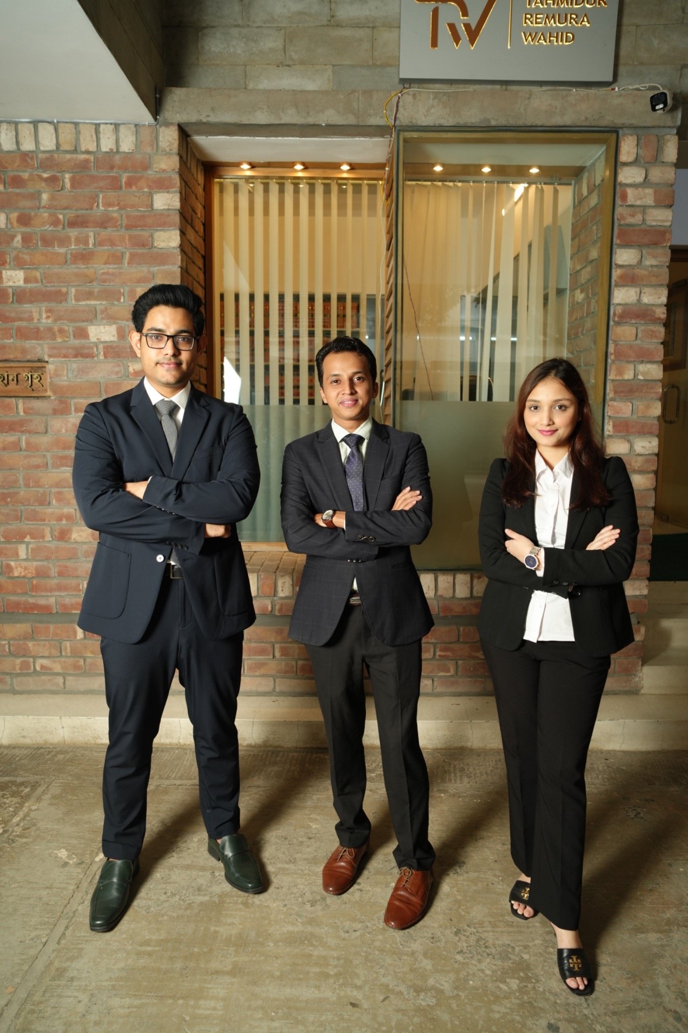 Why You Need a Commercial Transaction Lawyer Bangladesh for Business Success